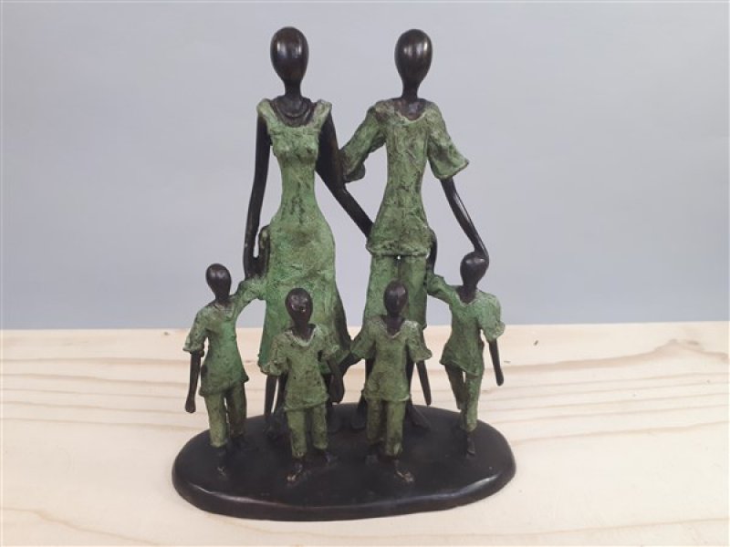 Bronzen beeld man vrouw en 4 kinderen