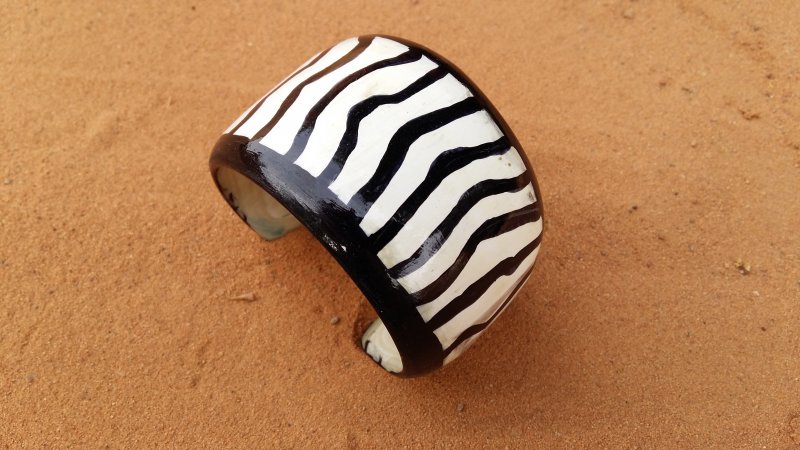 Armband, Zebra