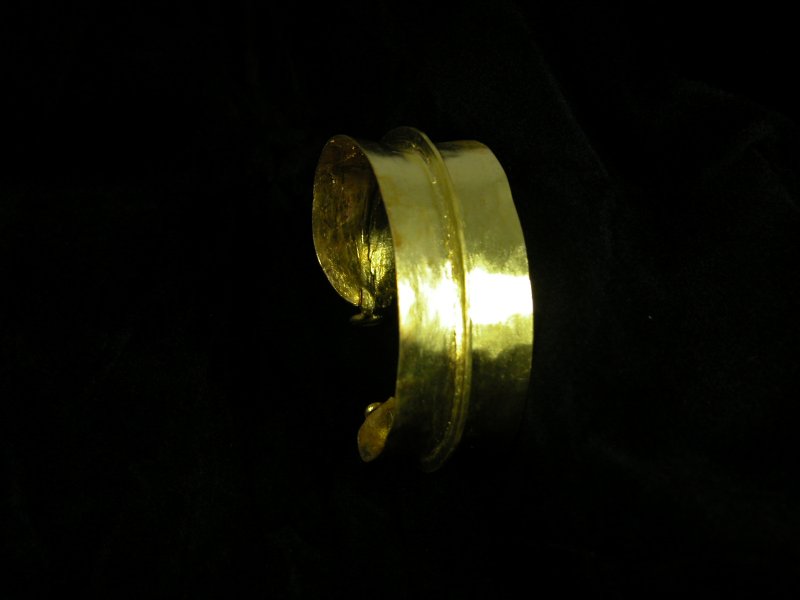 Peul armband brons